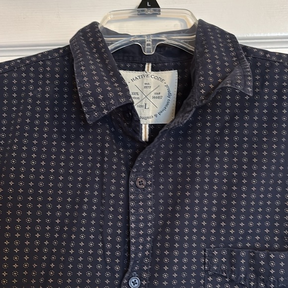 Native Code men’s blue short sleeve button down shirt size large - Picture 2 of 8